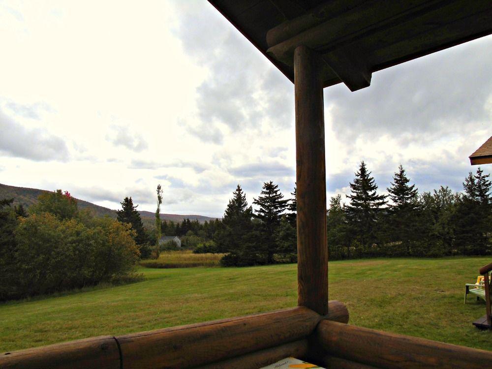 Cajun Cedar Log Cottages Margaree Forks Kültér fotó